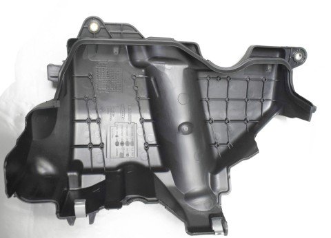 Yakıt Rampası Motor Üst Kapağı Megane 3 Fluence Scenic 3 175B14760R