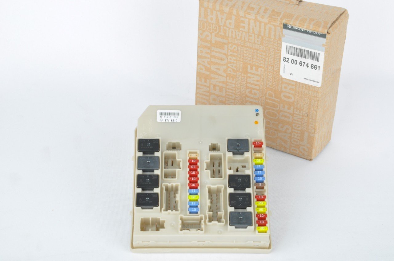 Sigorta Kutusu Upc Clio 3 Modus 8200674661 8200233293 8200456181