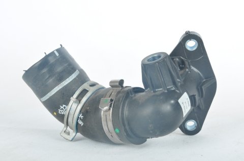 Eksoz Gazı Soğutucu Borusu Termostat Hortumu Megane 4 Kadjar Clio 4 Captur Duster 147138070R 147138491R