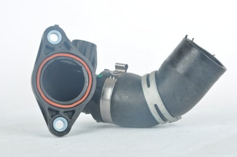 Eksoz Gazı Soğutucu Borusu Termostat Hortumu Megane 4 Kadjar Clio 4 Captur Duster 147138070R 147138491R