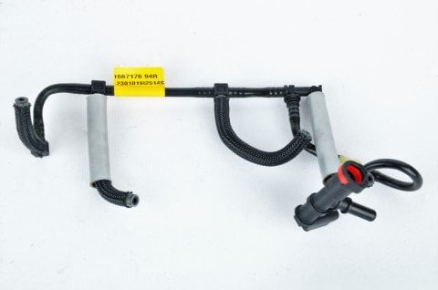 Yakıt Geri Dönüş Borusu Megane 3 Fluence Duster Qashqai Dokker Lodgy 166717694R 8201003973