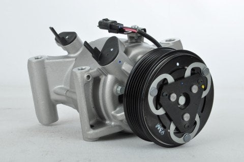 Klima Kompresörü Yeni Symbol Logan Mcv Sandero 2 Duster 926005154R
